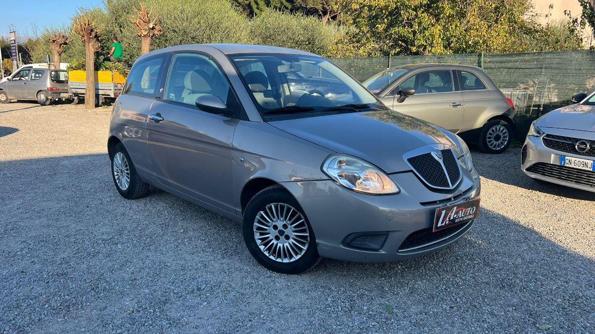 LANCIA - Ypsilon 1.2 8v New Oro (oro)