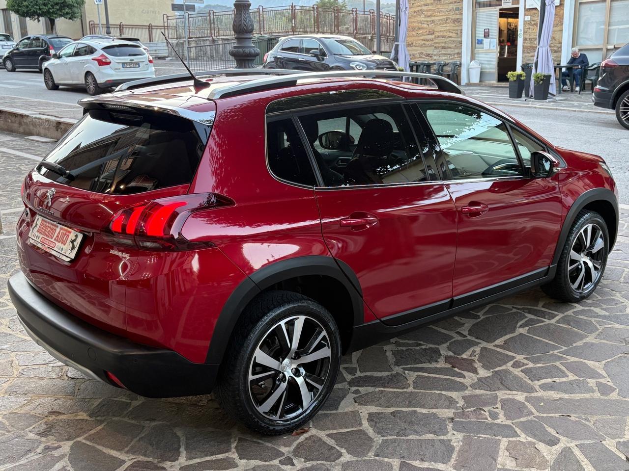 Peugeot 2008 BlueHDi 120 EAT6 Allure FULL/LED/NAV