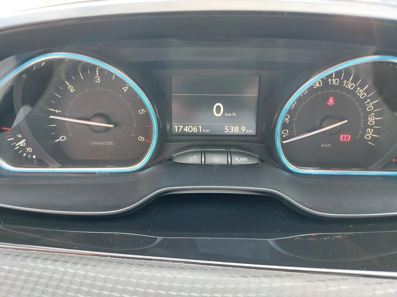 Peugeot 2008 1.6 e-HDi 120 CV UN GIOIELLINO