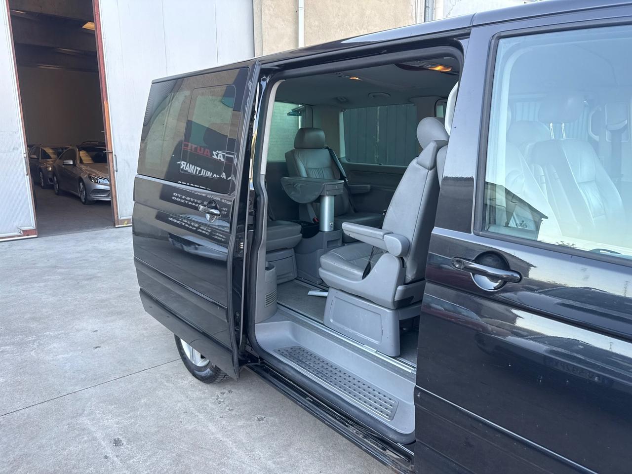 Volkswagen Multivan 2.5 TDI/130CV 4motion Highline