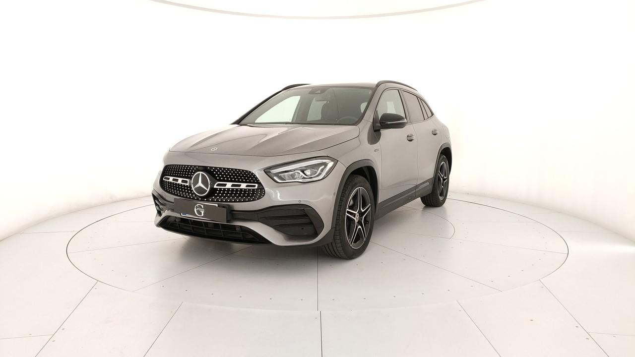 Mercedes-Benz GLA 250 e phev (eq-power) Premium auto