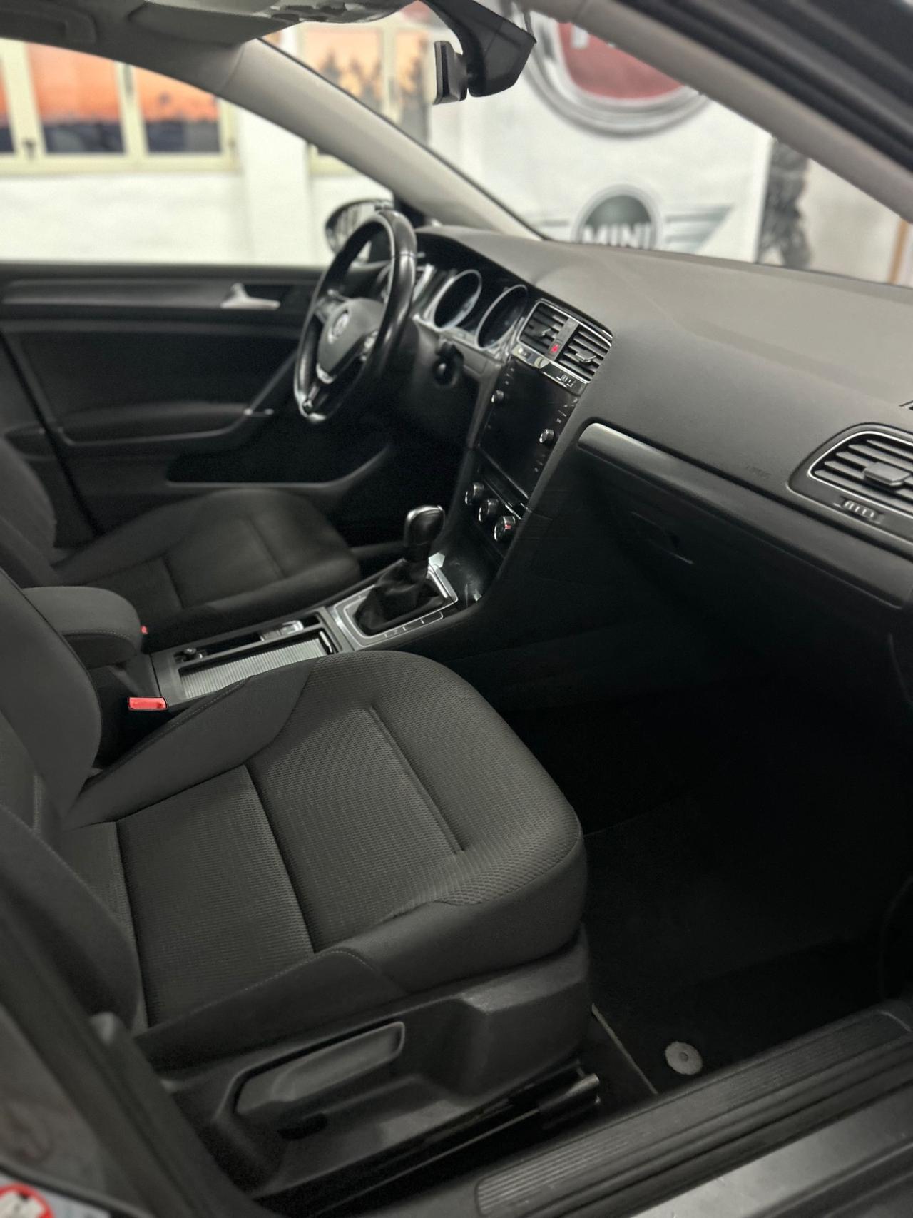 Volkswagen Golf 2.0 TDI DSG 5p. Executive BlueMotion Technology