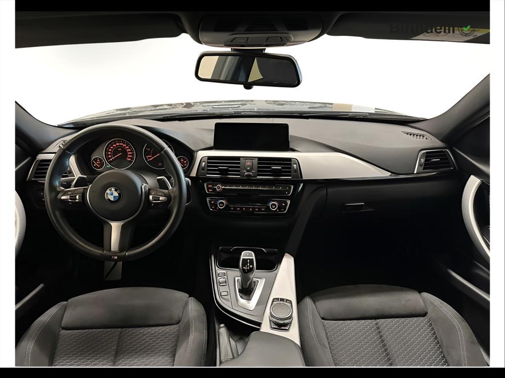 BMW Serie 3 (F30/31) - 320d xDrive Touring Msport