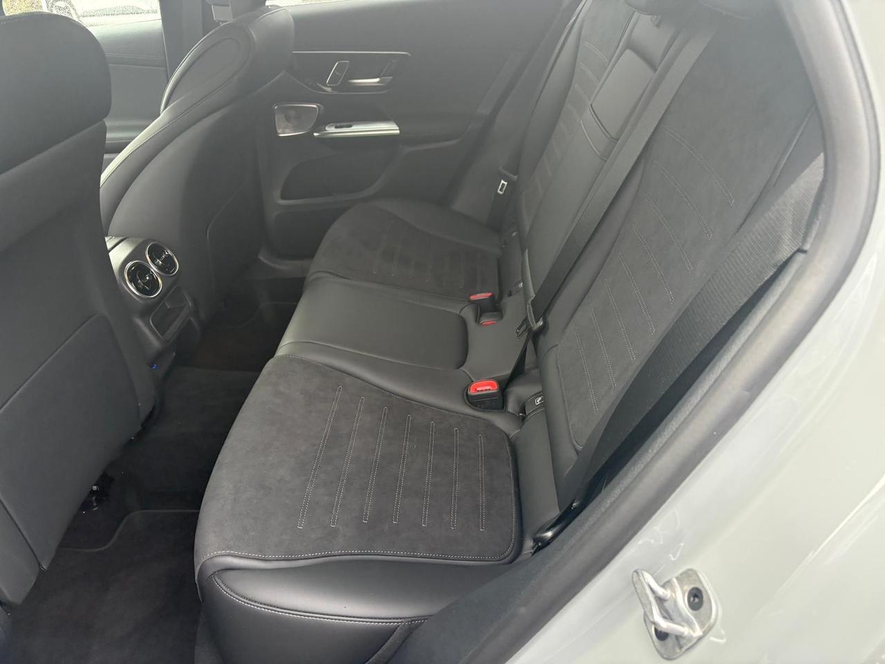 Mercedes-Benz GLC 300 d AMG Plus 4matic possibilità noleggio no scoring