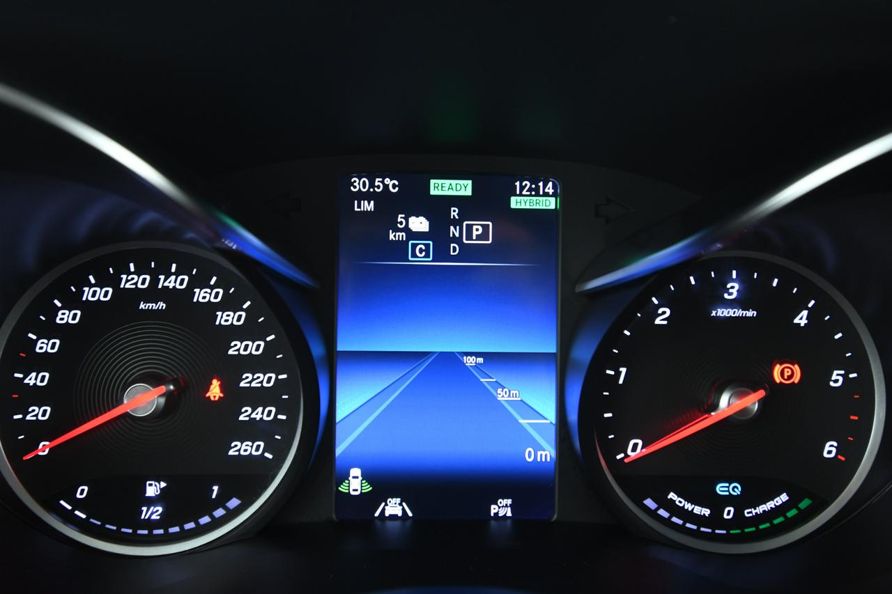 Mercedes-Benz C SW 300 de eq-power Business Extra auto CAMERA+ACC+FULL LED