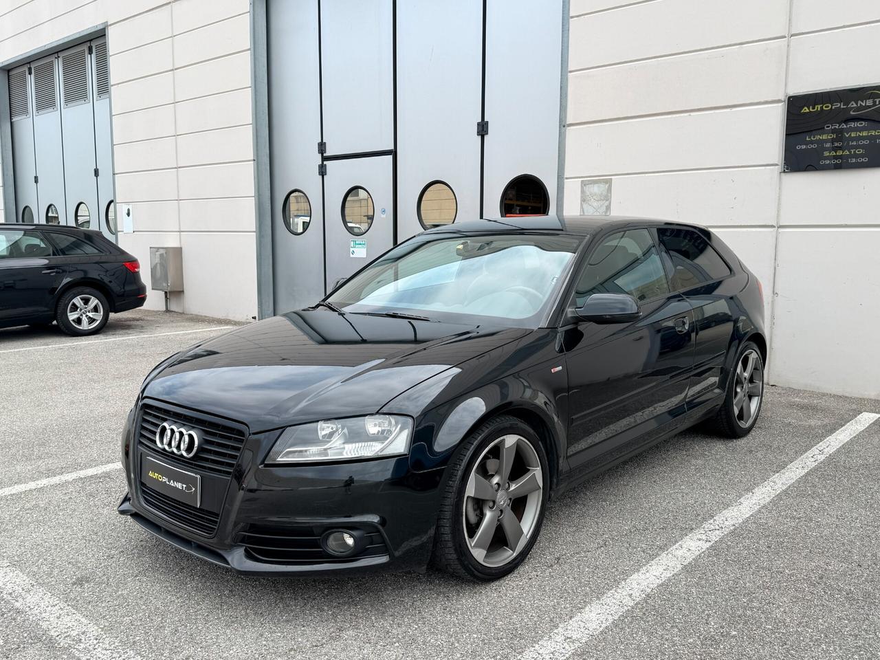 Audi A3 2.0 TDI 140CV S-LINE DOPPIO BLACK EDITION