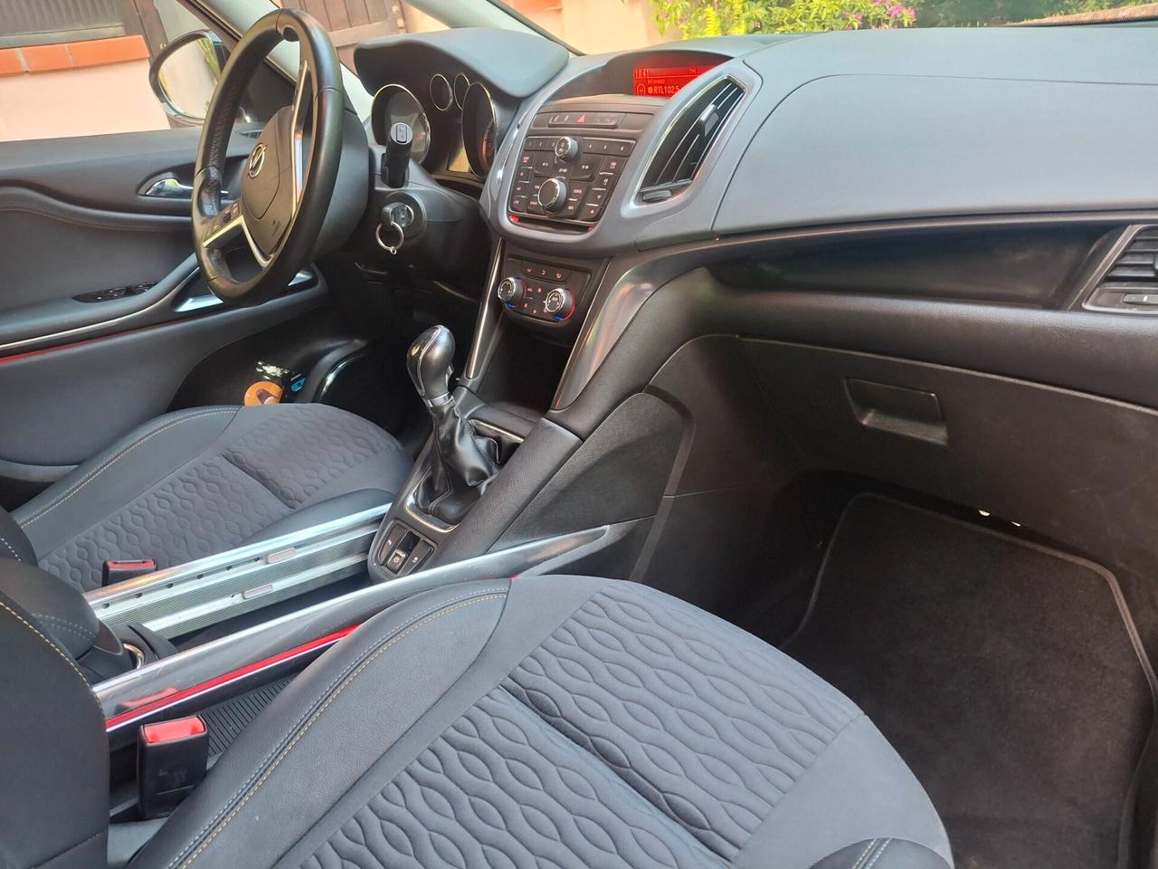 Opel Zafira Tourer 2.0 CDTi 130CV Cosmo-7 POSTI-