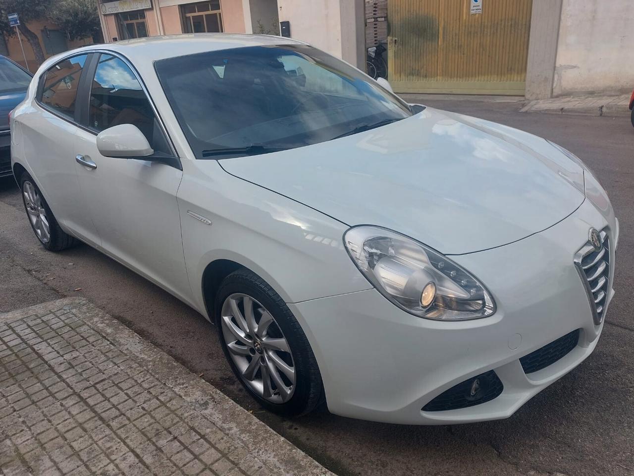 Alfa Romeo Giulietta 1.6 JTD 105 CV