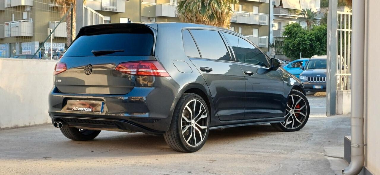 Volkswagen Golf GTD 2.0 TDI DSG