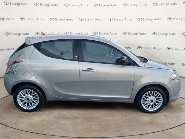 LANCIA Ypsilon 1.2 69 CV 5 porte Platinum