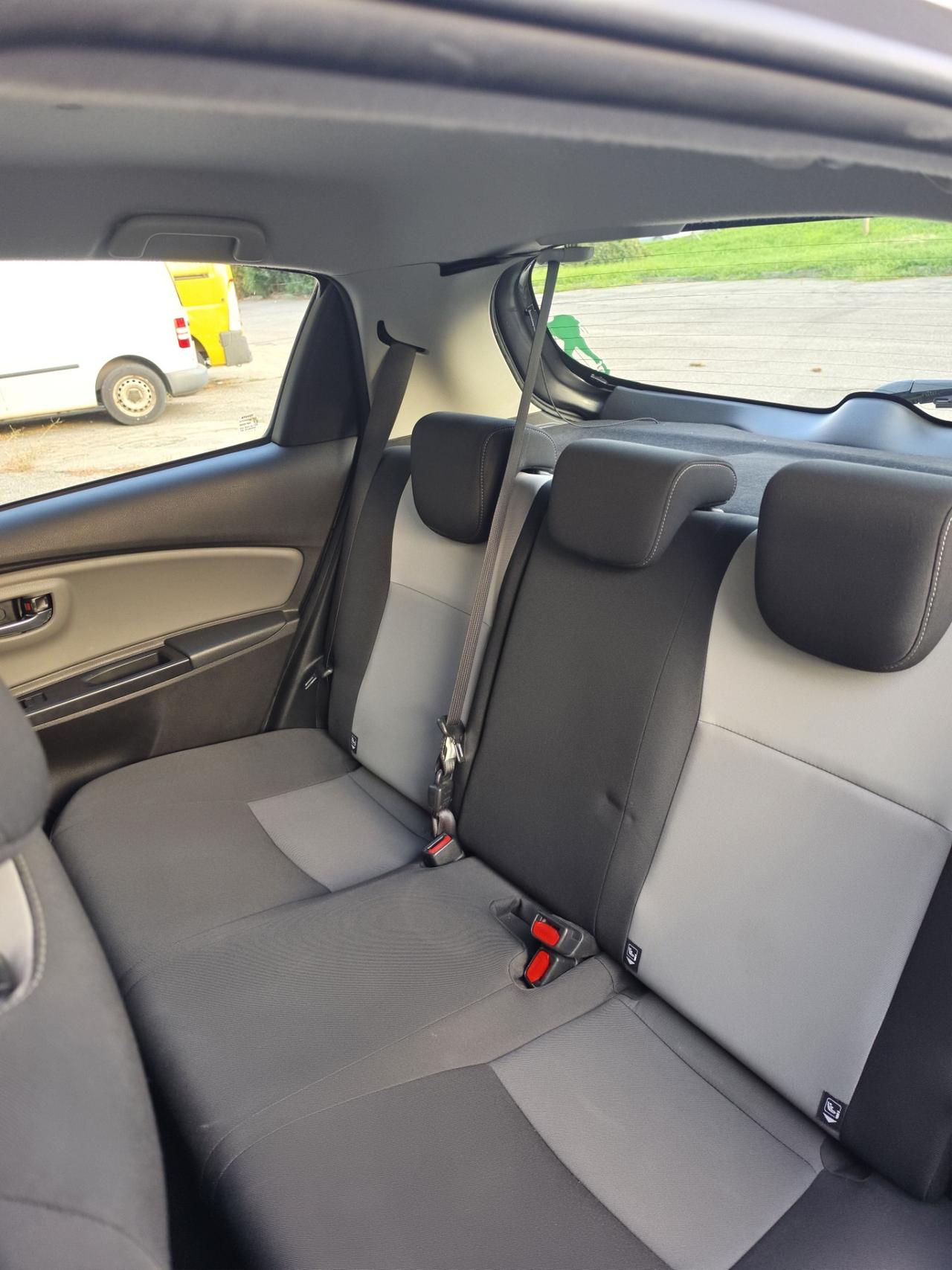 Toyota Yaris 1.5 Hybrid 5 porte Active