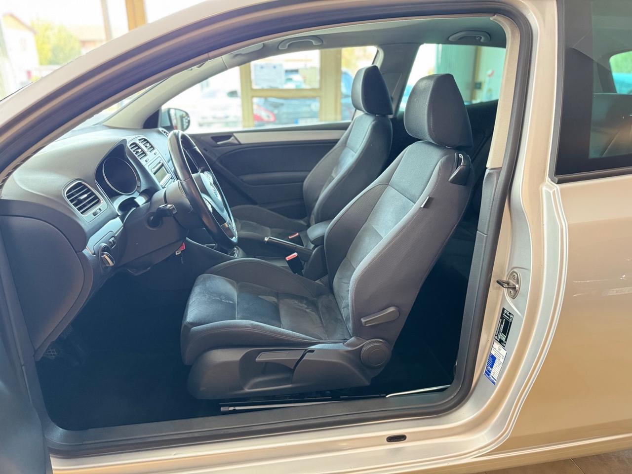 Volkswagen Golf 2.0 TDI 140CV DPF 3p. Highline