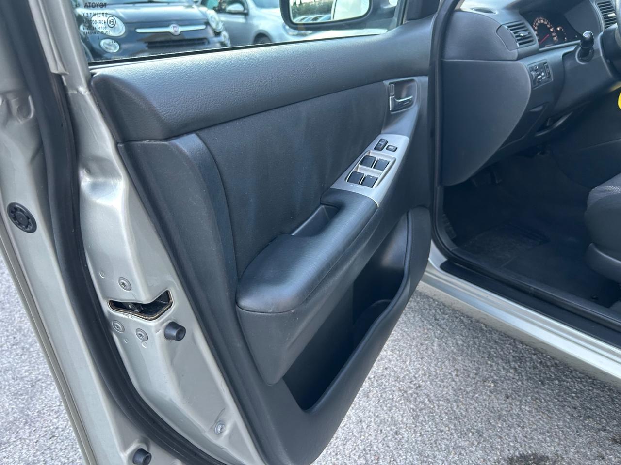 Toyota Corolla 1.4 D-4D Cambio automatico 5 porte