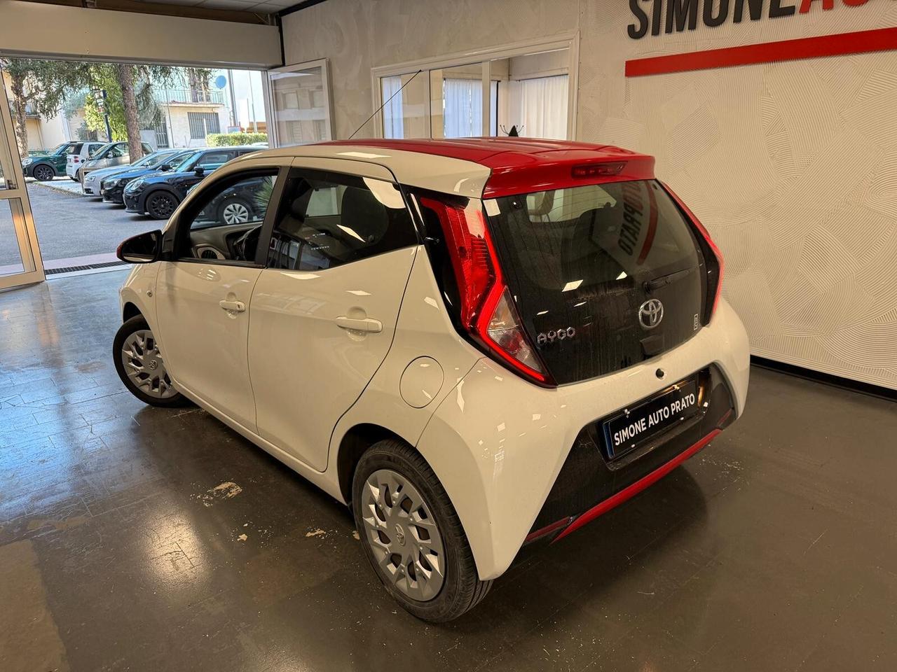 Toyota Aygo 1.0 VVT-i 72 CV 5 porte x-cite