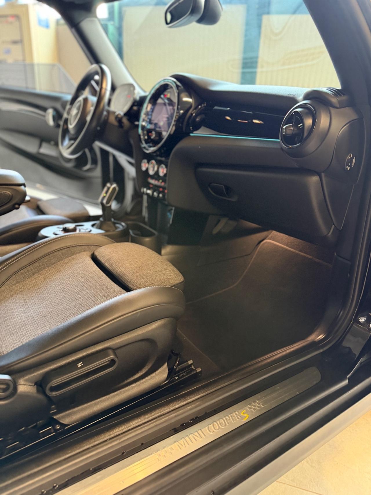 Mini COOPER SE KMCERT GARANZ UNICOPR