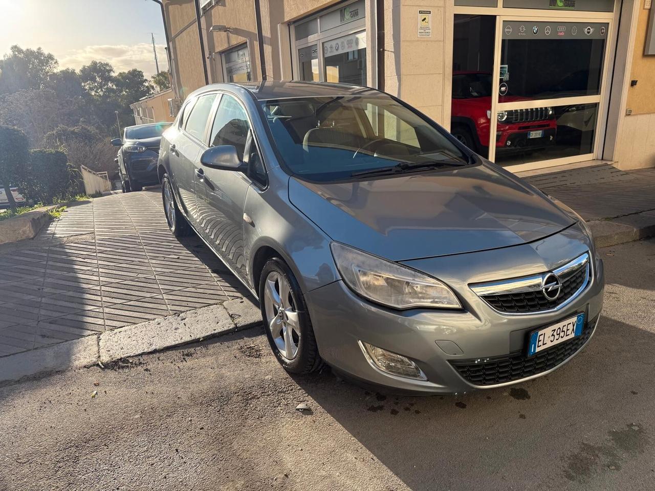 Opel Astra 1.7 CDTI 110CV 5 porte Cosmo