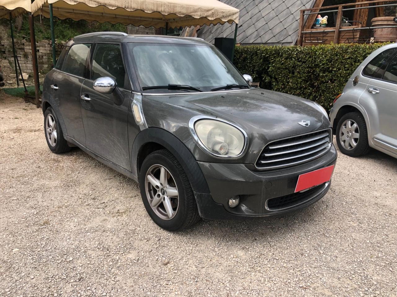 Mini One Countryman 1600 5 porte benzina