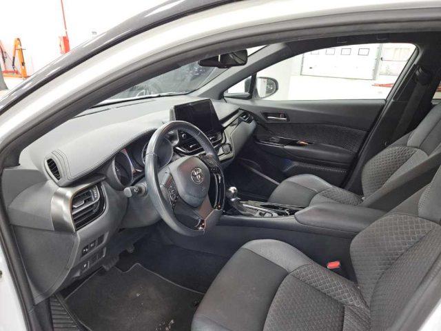 TOYOTA C-HR (2016-2023) - 1.8 Hybrid E-CVT Trend