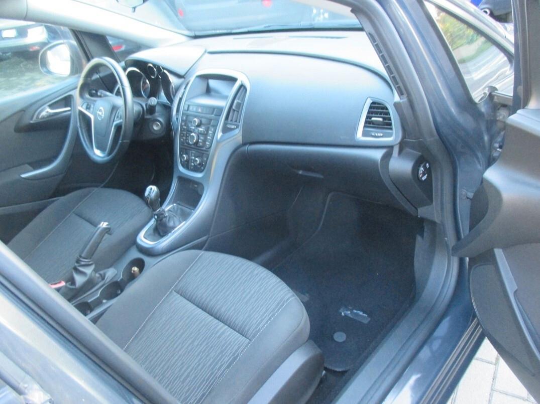 Opel Astra 1.4 Turbo 140CV Sports Tourer GPL Tech Elective