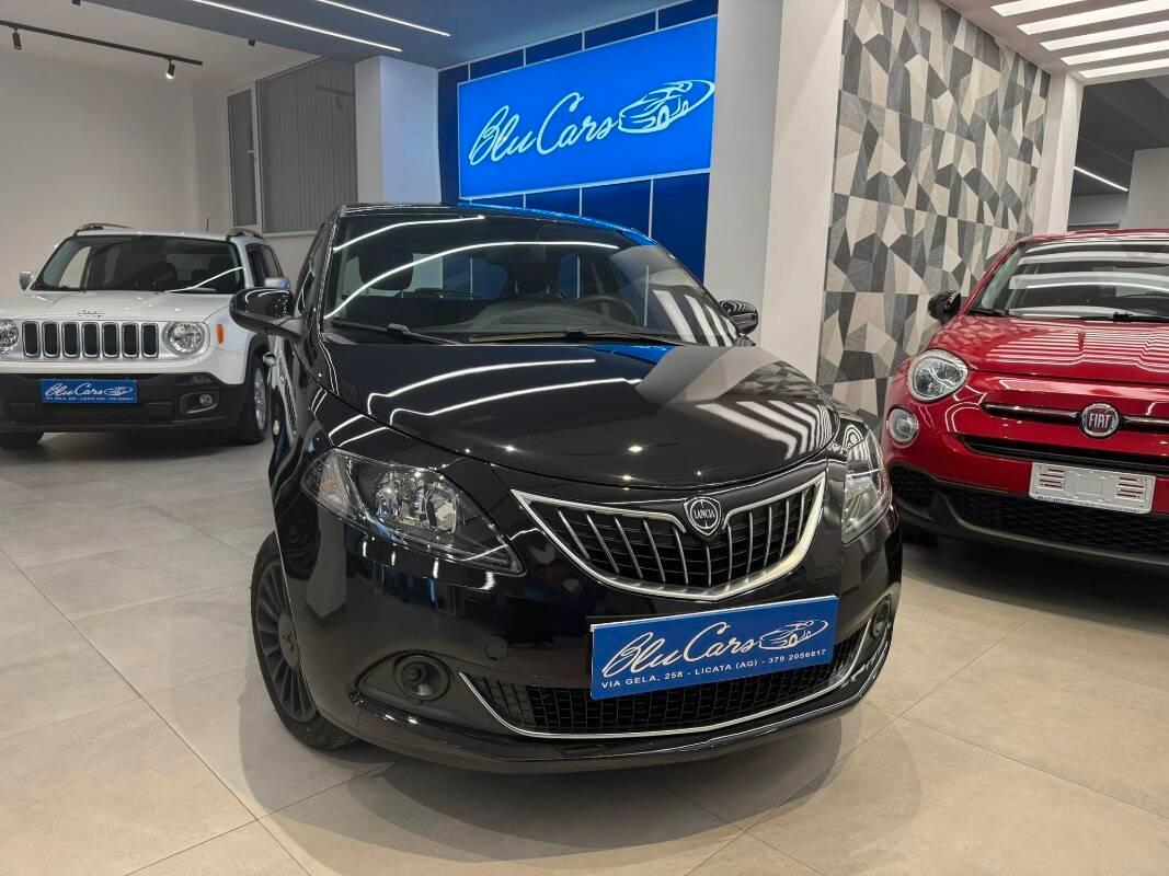 Lancia Ypsilon III 1.0 firefly hybrid Silver s&s 70cv