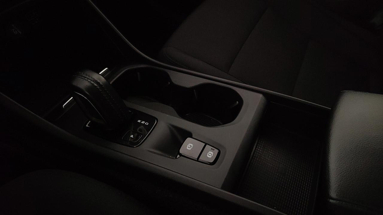 VOLVO XC40 1.5 t4 phev Inscription Expression auto my21