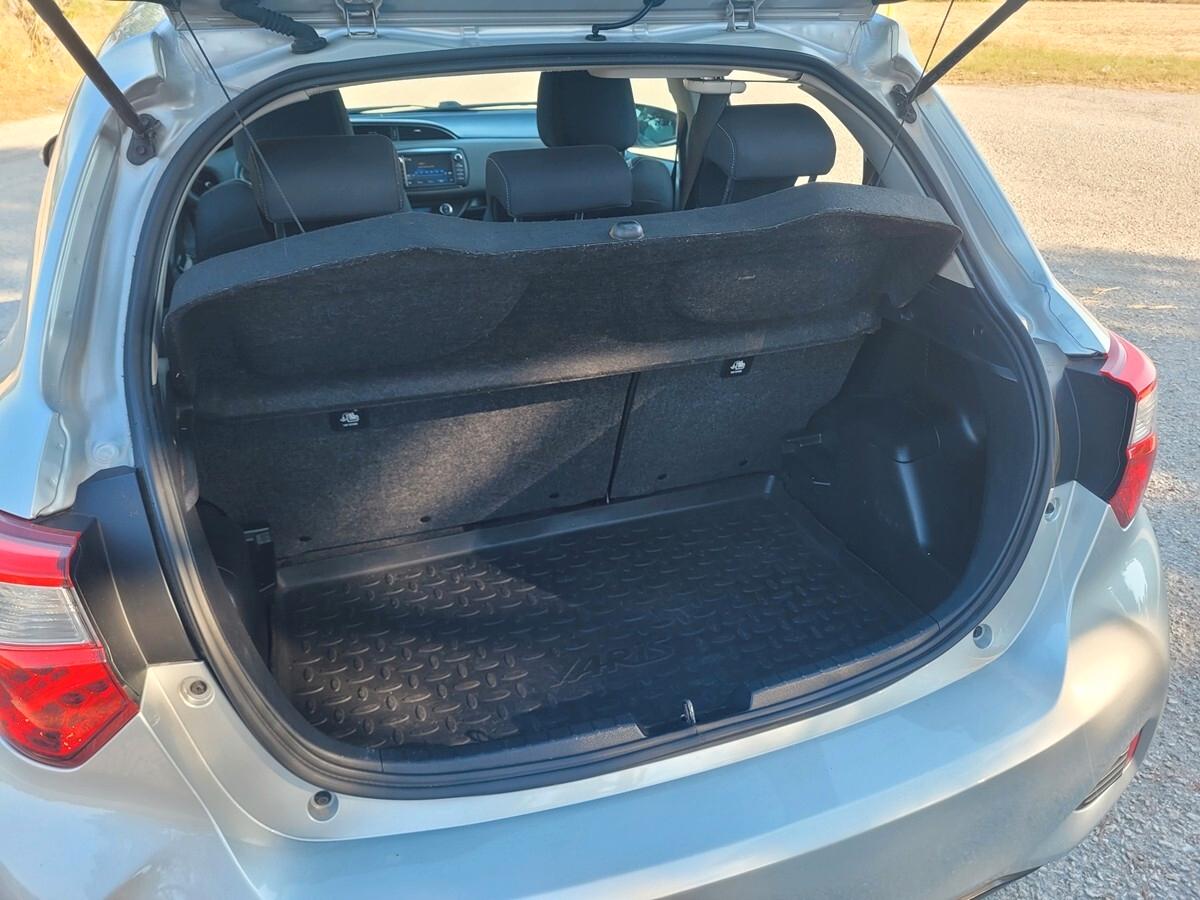 Toyota Yaris 1.5 Hybrid 5 porte Active