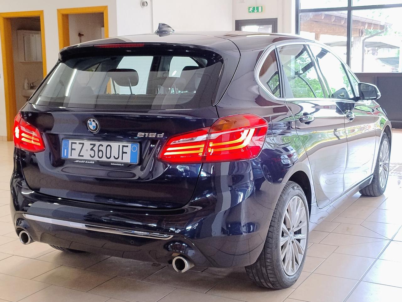BMW 218d Active Tourer Luxury LED NAVI AMBIENT