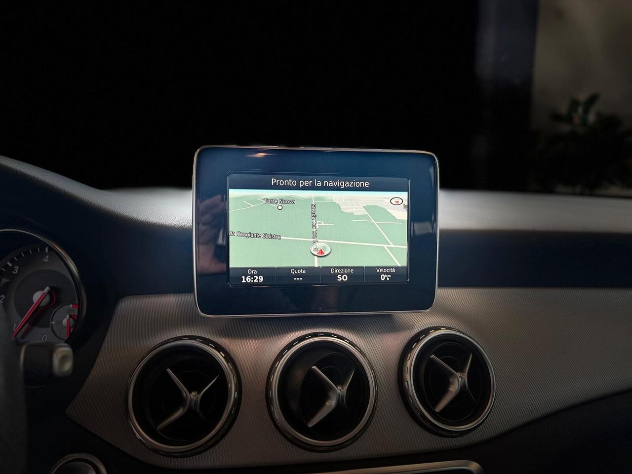 Mercedes-benz GLA 220 Premium auto