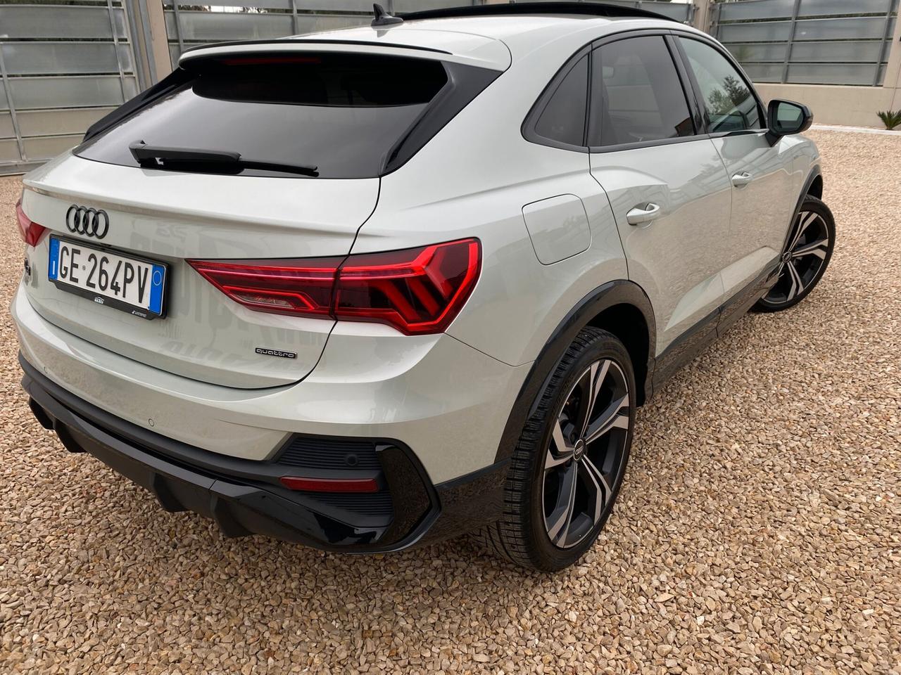 Audi Q3 40 TDI quattro S tronic line edition