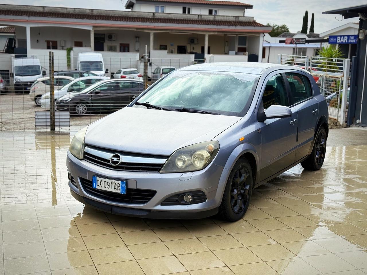 Opel Astra 1.7 CDTI 101CV 5 porte Club