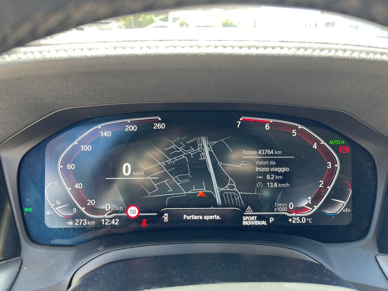 Bmw 320 i Luxury #11281