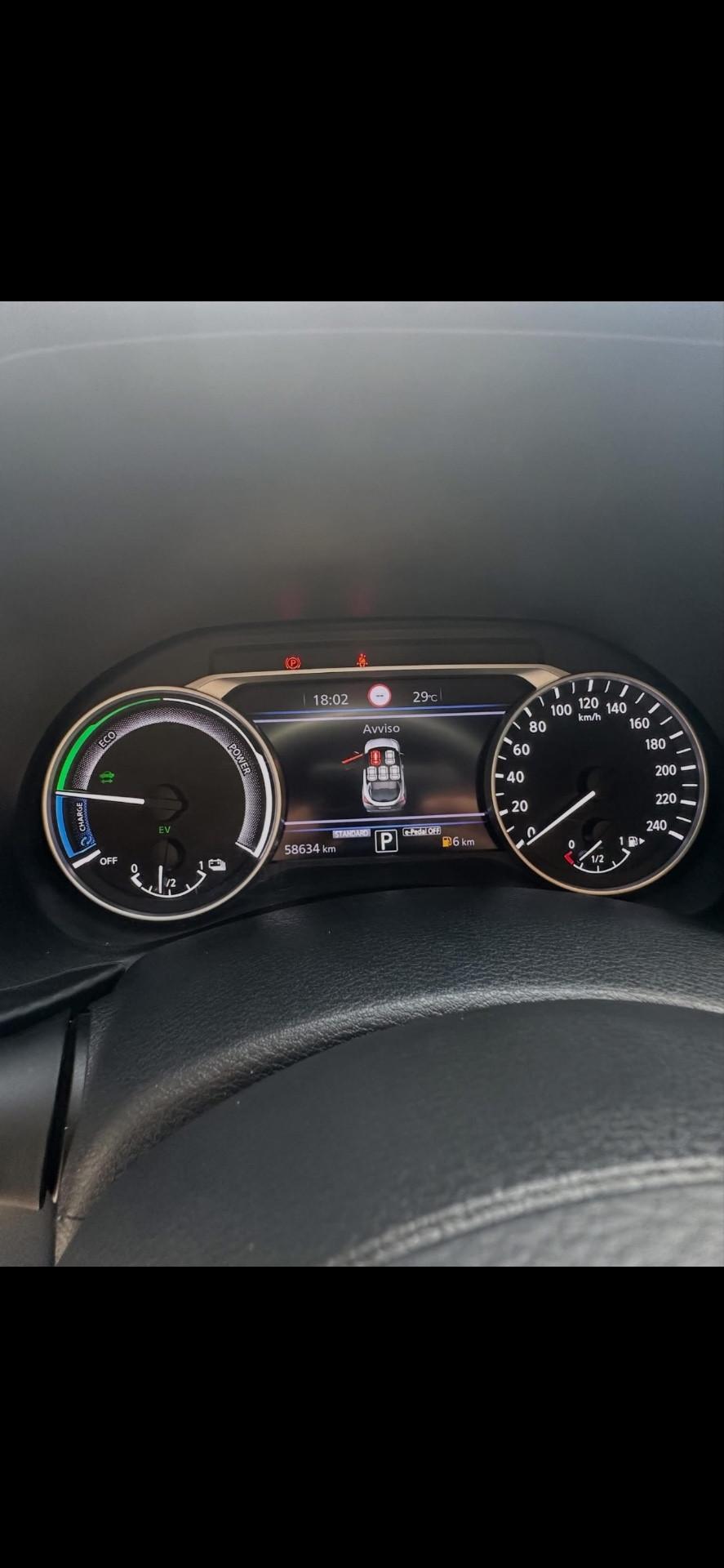 Nissan Juke 1.6 HEV Tekna 140 cv automatica