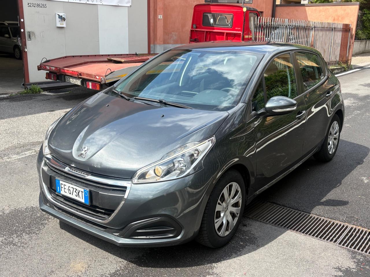 Peugeot 208 PureTech 82 5 porte Allure