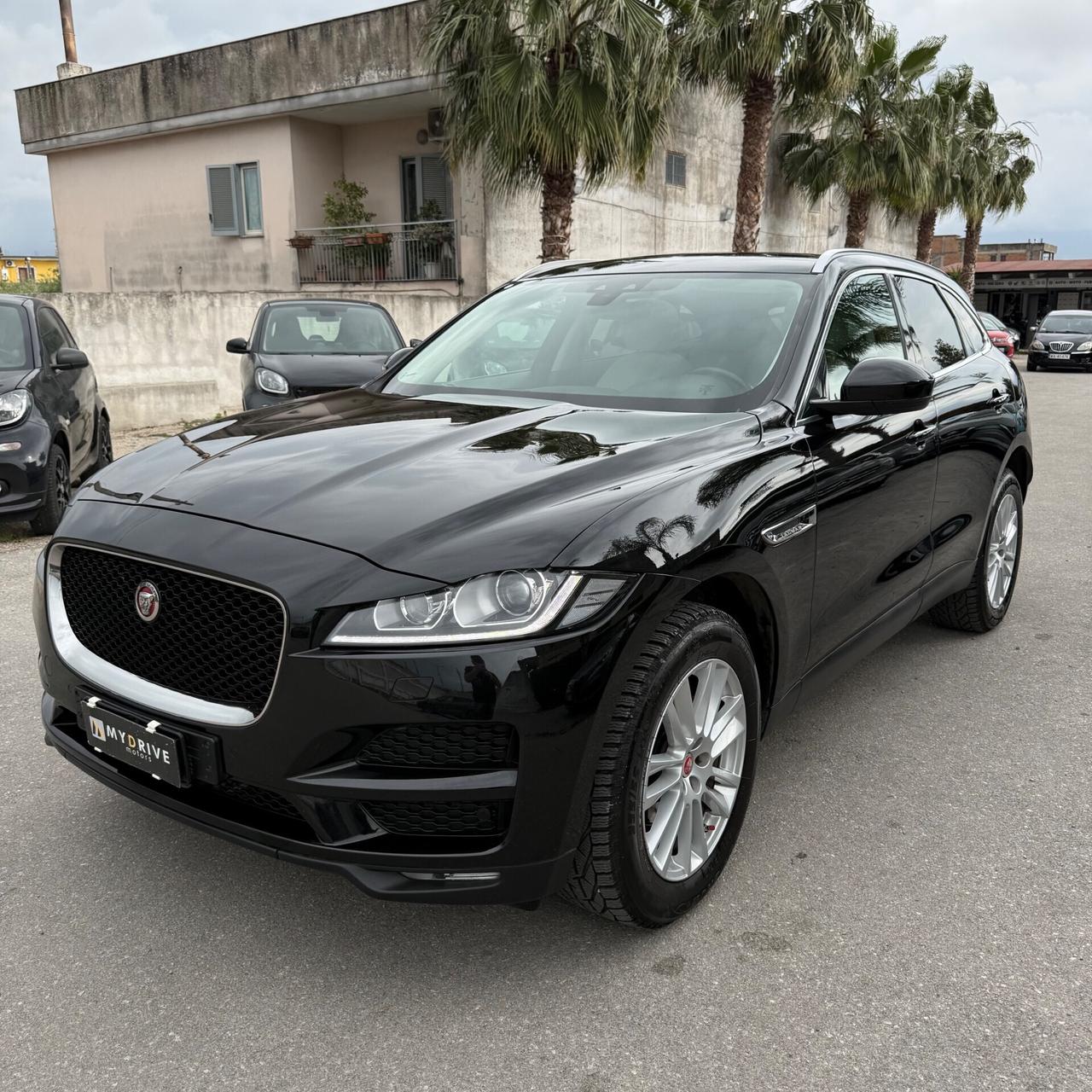 Jaguar F-Pace 2.0 D 180 CV aut. R-Sport