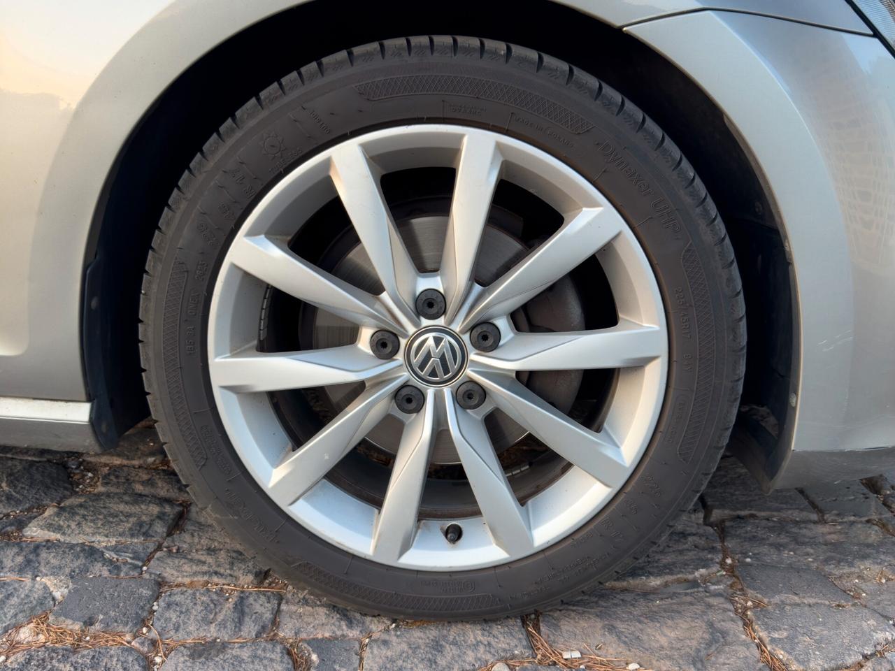 Volkswagen Golf 1.6 TDI 5p. Highline BlueMotion Technology - 2013