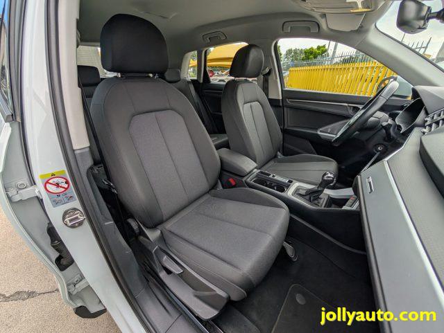 AUDI Q3 35 TDI S tronic Business