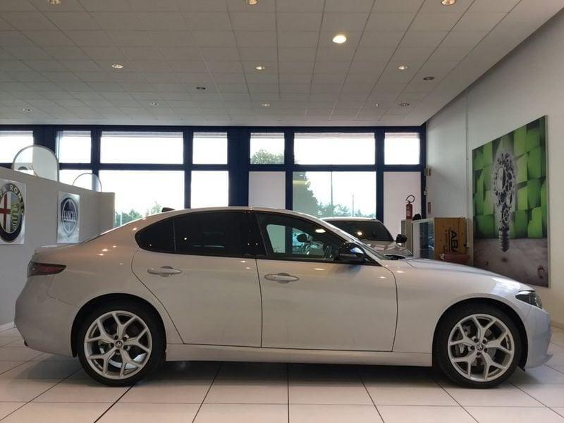 Alfa Romeo Giulia 2.0 Turbo 280 CV AT8 AWD Q4 Sprint MY24