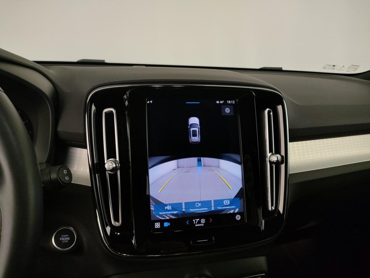VOLVO XC40 2.0 b3 Core auto