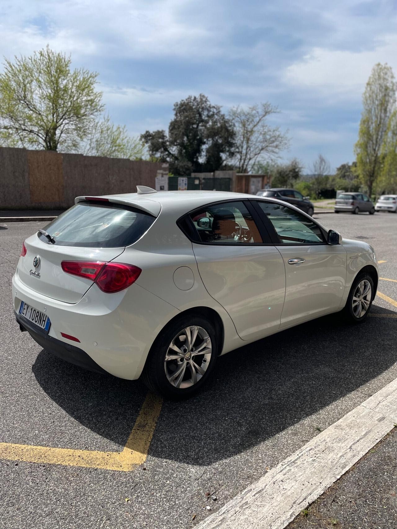 Alfa Romeo Giulietta 1.4 Turbo 105 CV GPL Unipro neopat