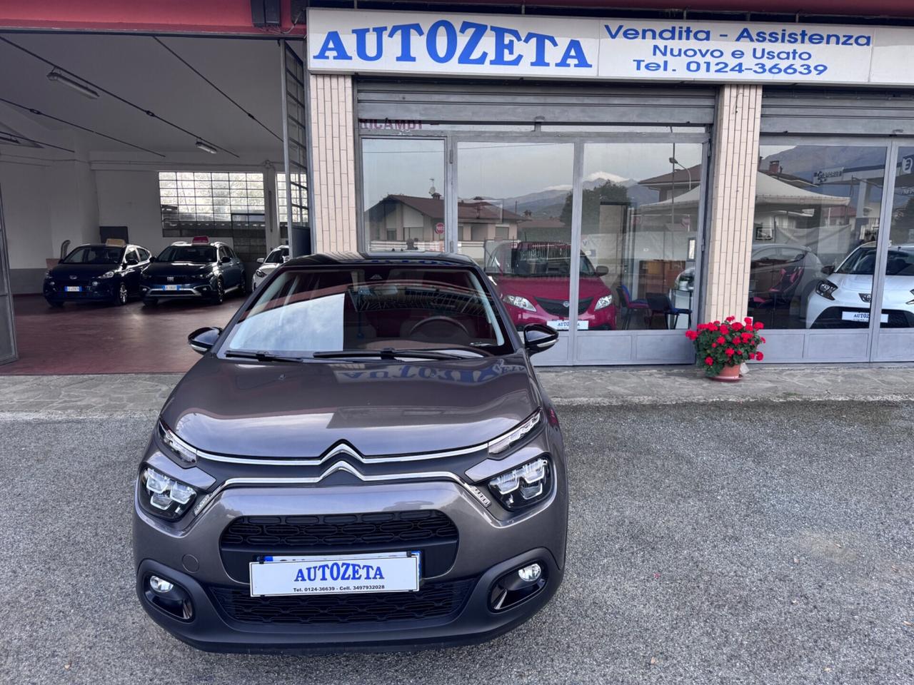 Citroen C3 1.2 Shine 110 cv