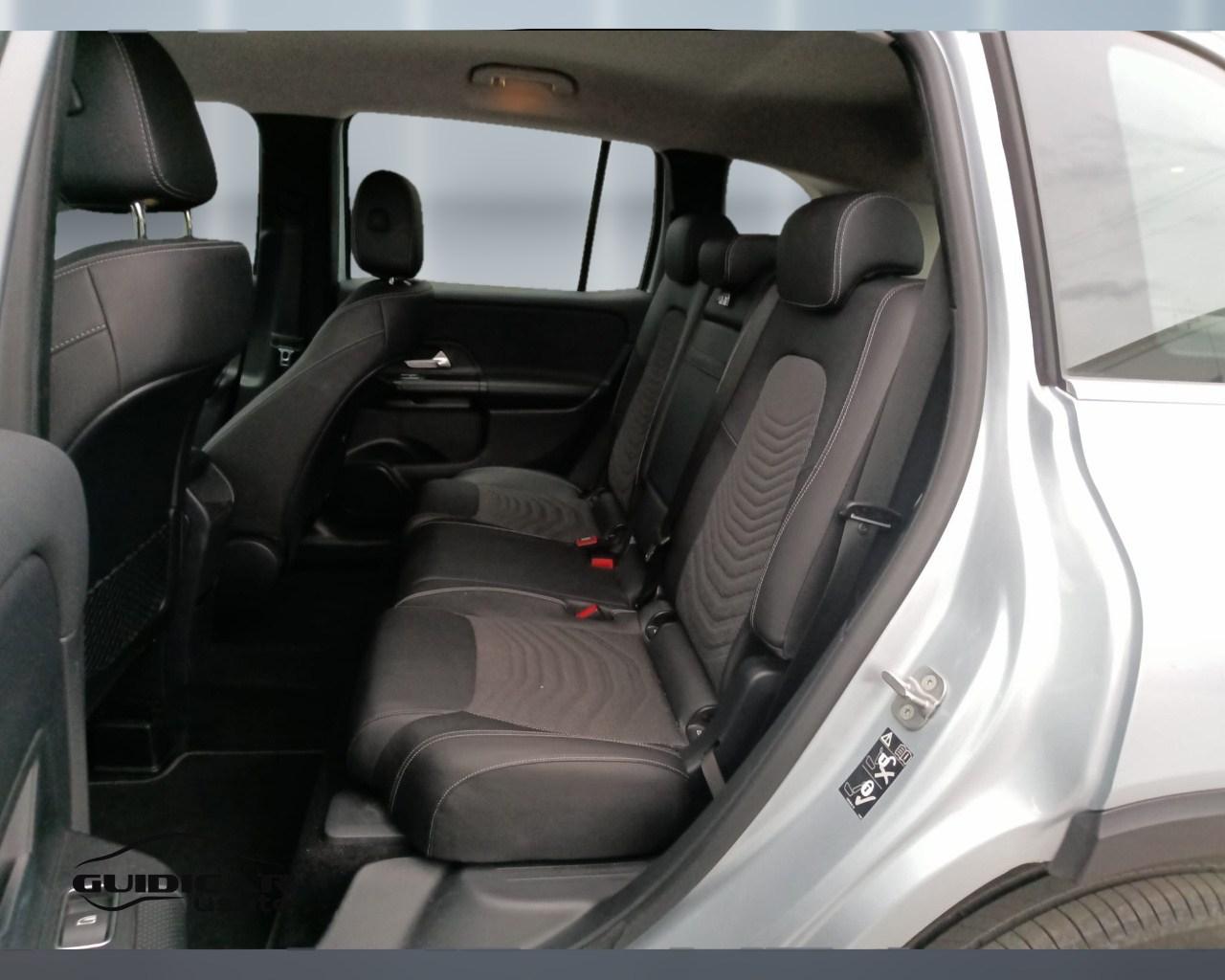 Mercedes-Benz GLB - X247 2023 - GLB 180 d Advanced auto