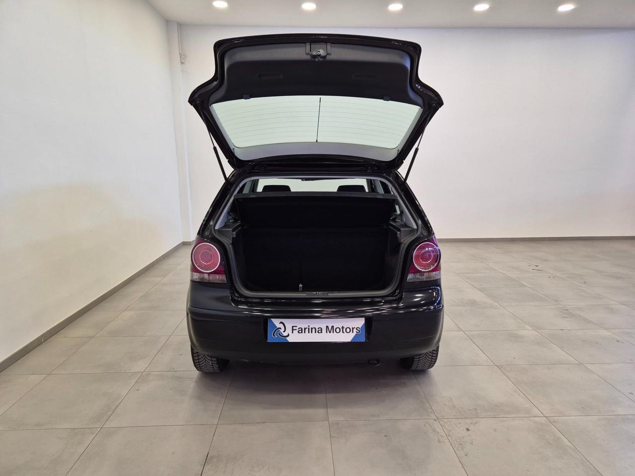 Volkswagen Polo 5p 1.4 Comfortline - NEOPATENTATI - UNIPROPRIETARIO - Clima