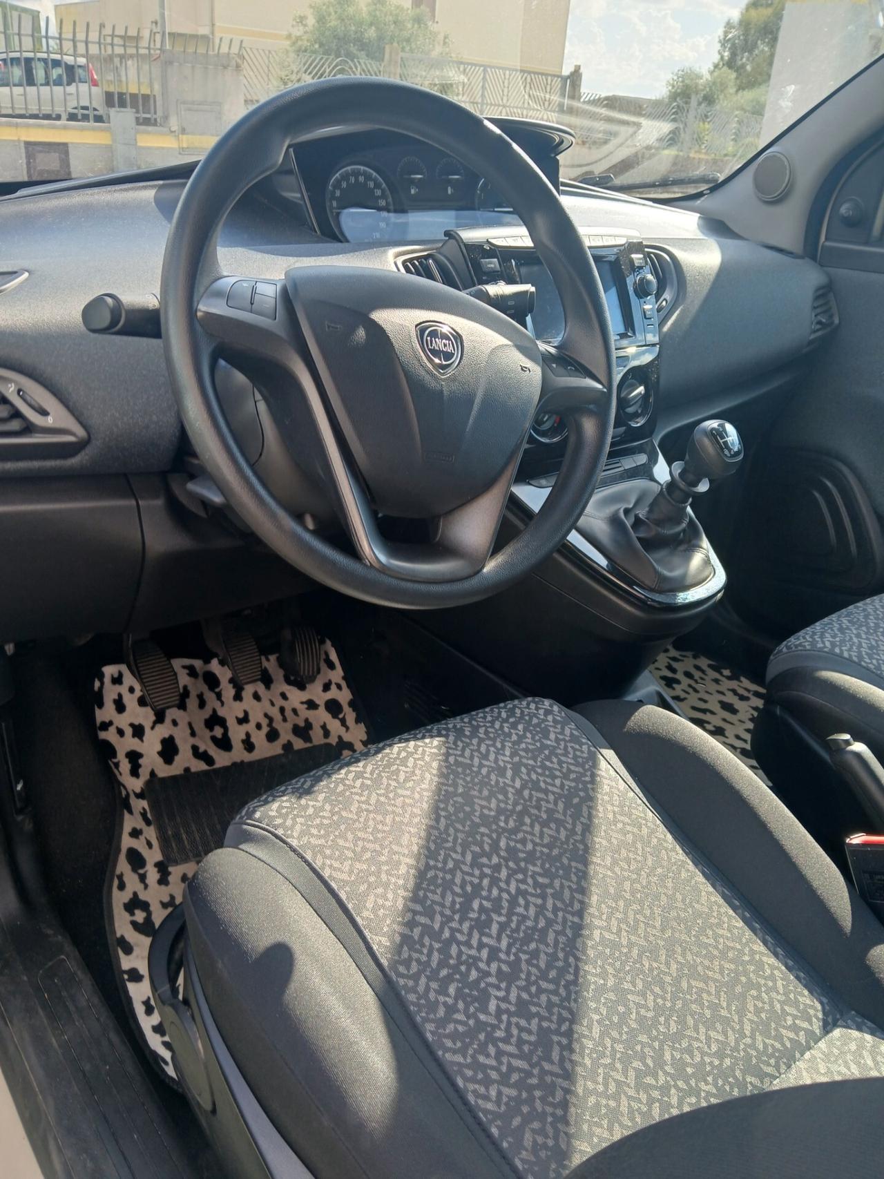 LANCIA Ypsilon 1.000 Hybrid 69cv Km41.300