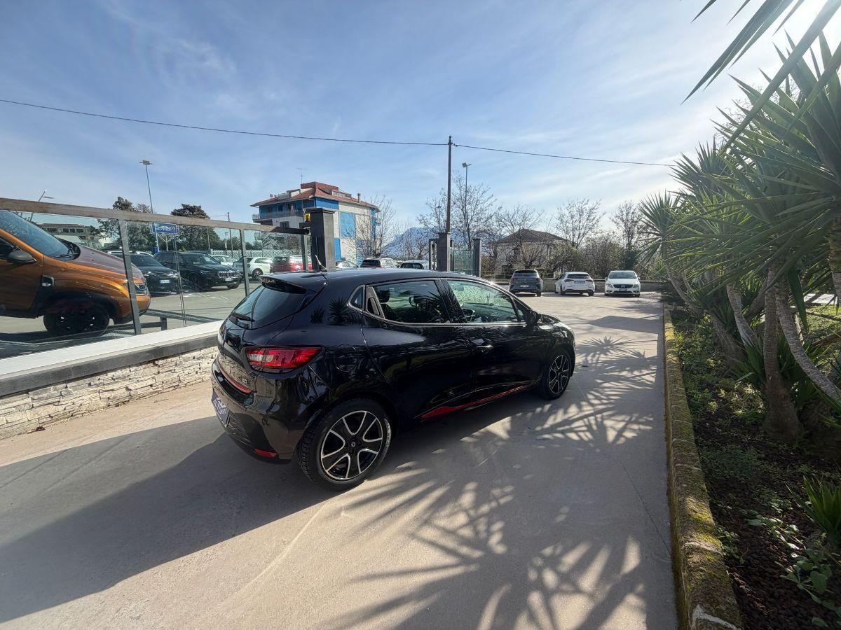 RENAULT - Clio - 1.5 dCi 8V 90 CV EDC 5p. GT Line