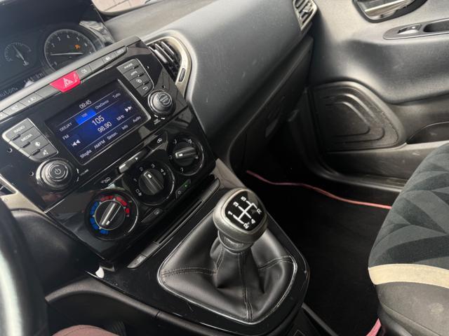 LANCIA Ypsilon 1.2 69 CV 5 porte Platinum