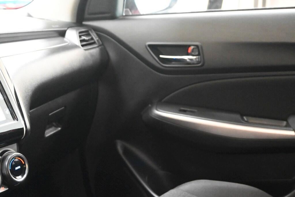 SUZUKI Swift (2017-2024) Swift 1.2 Hybrid Top