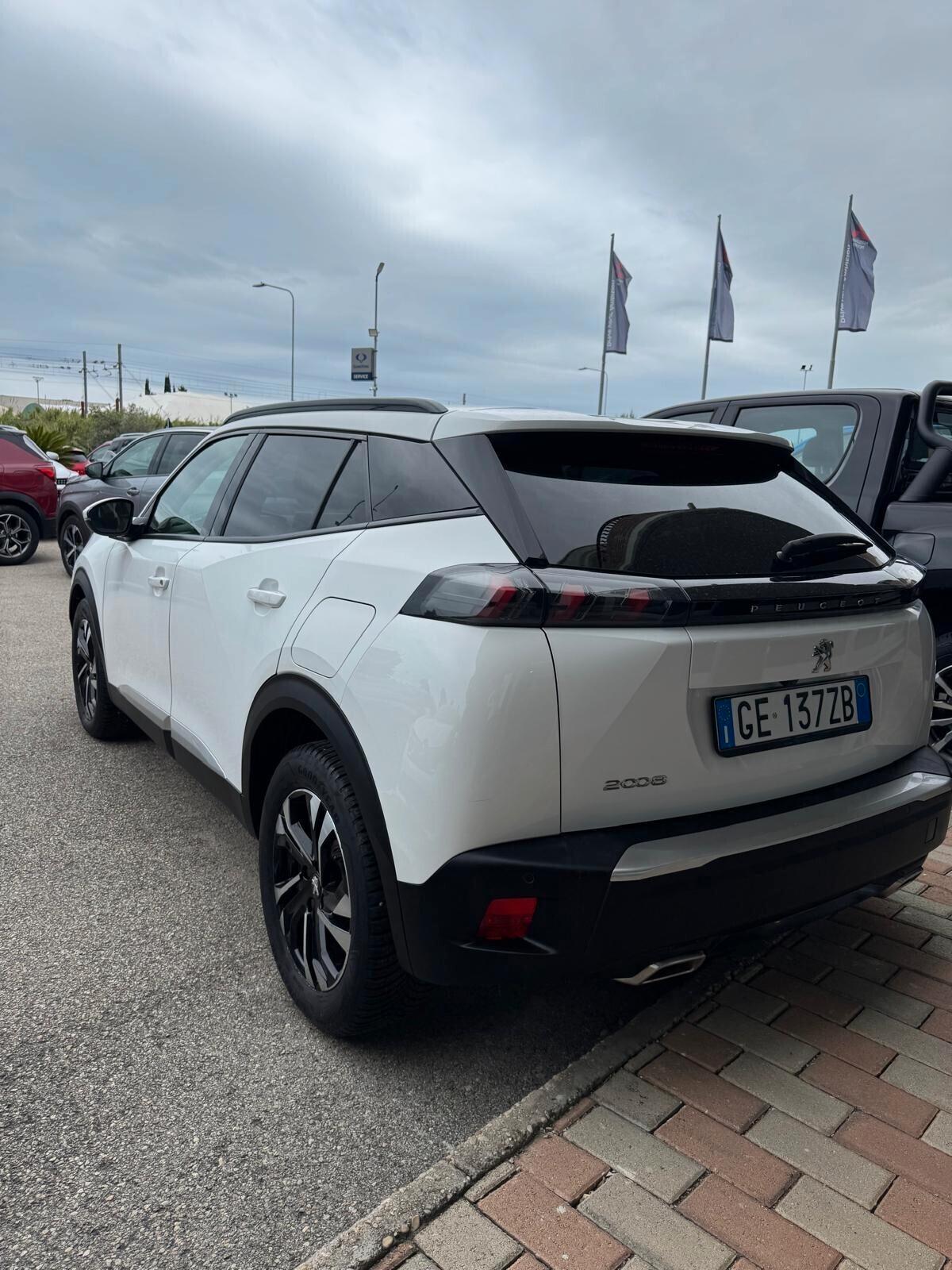 Peugeot 2008 PureTech 130 S&S EAT8 Allure