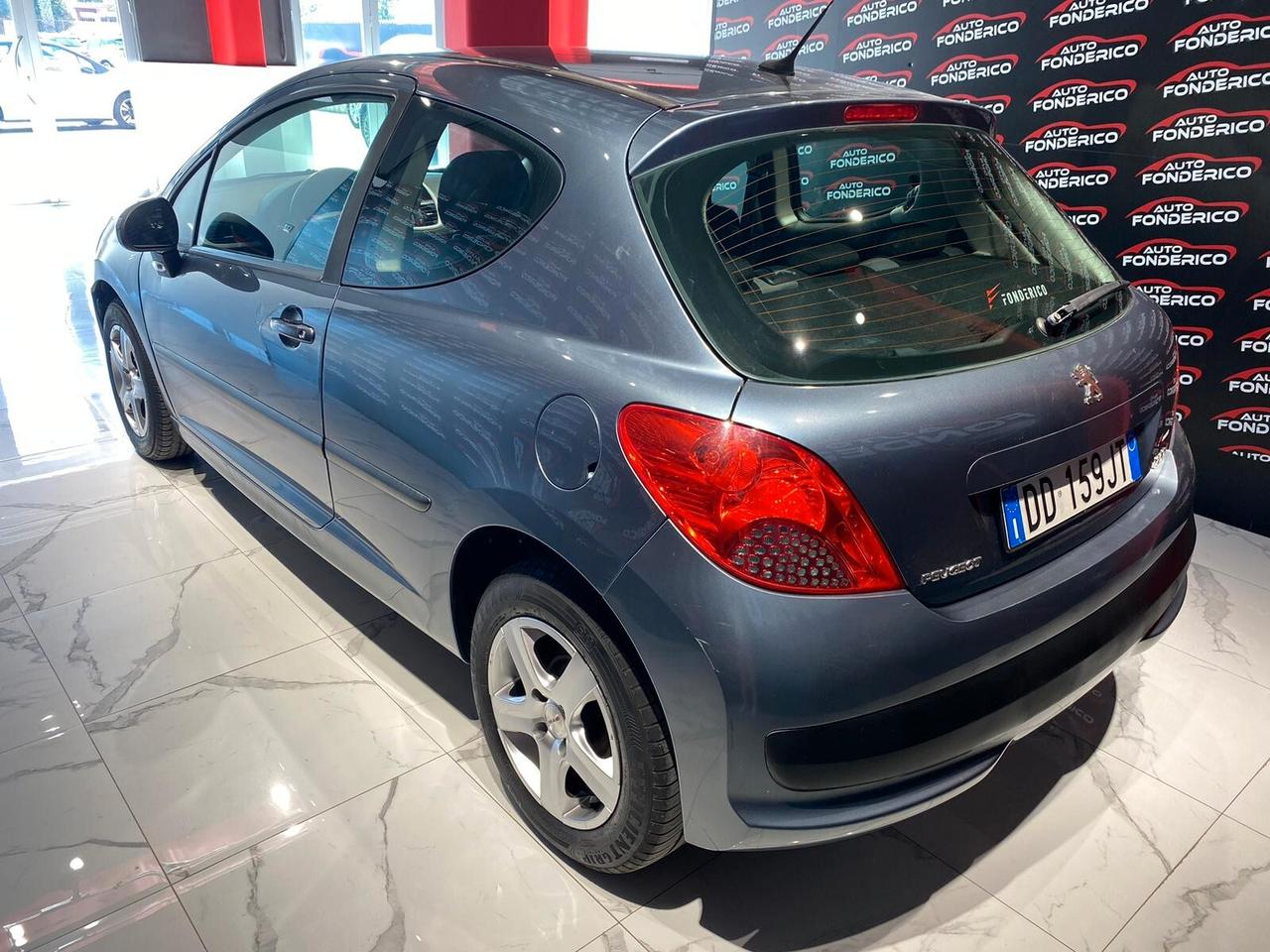 Peugeot 207 1.4 Diesel - 2006