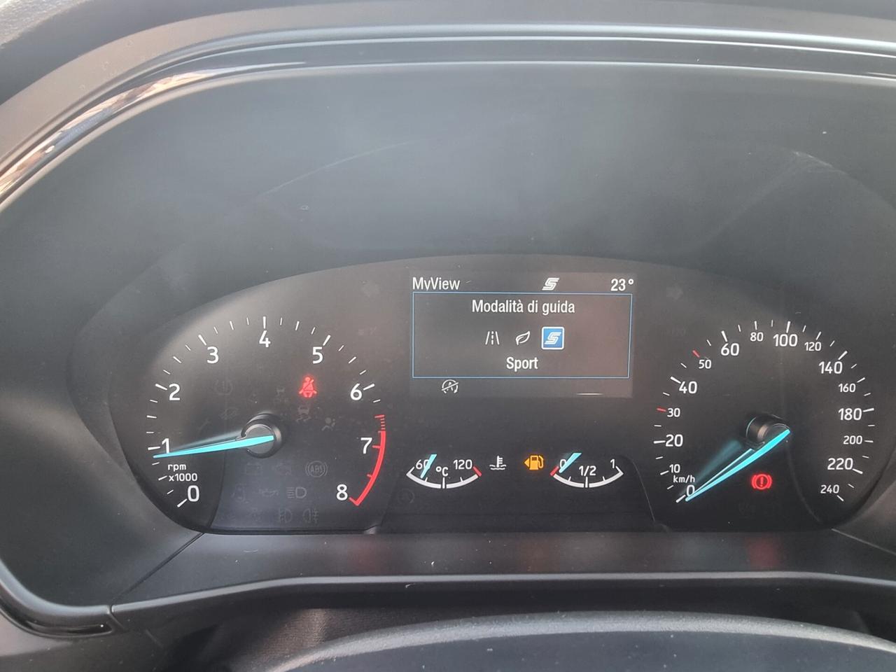 Ford Focus 1.0 EcoBoost Hybrid 125 CV 5p. ST-Line