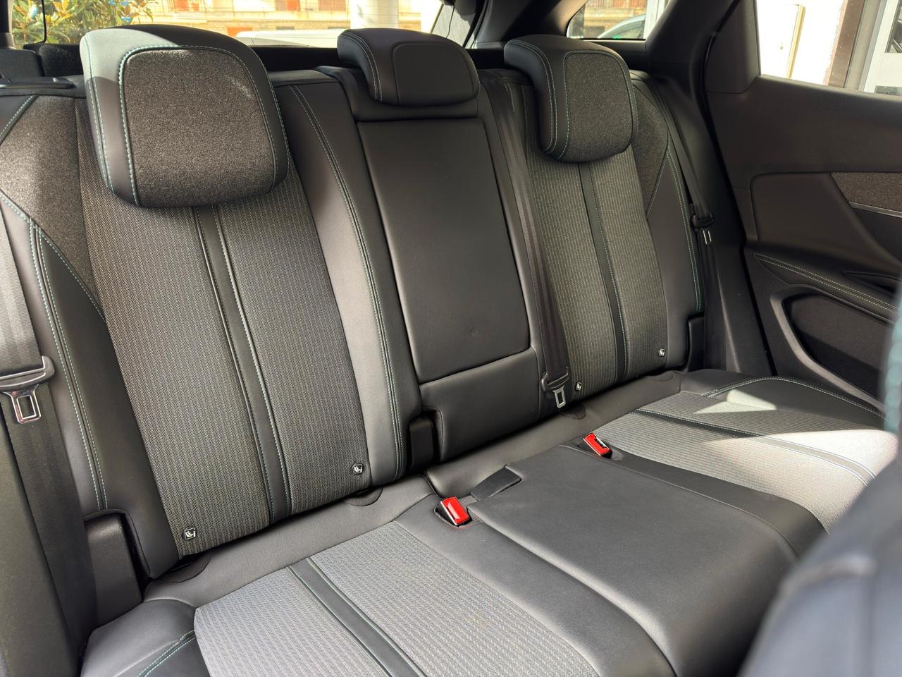 Peugeot 3008 1.5 BlueHDi 130 cv S&S EAT8 Allure Pack